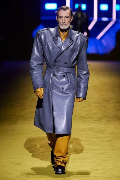Look 36